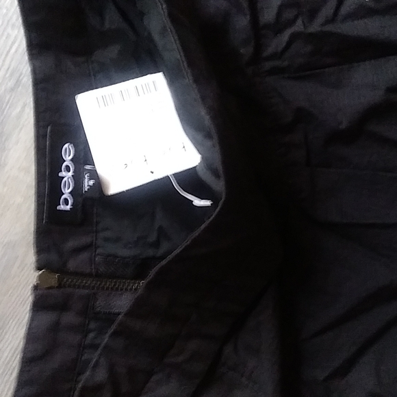 Bebe new flared mini - Picture 2 of 3